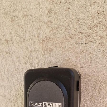 Black&White Guest House Iglesias Exteriér fotografie
