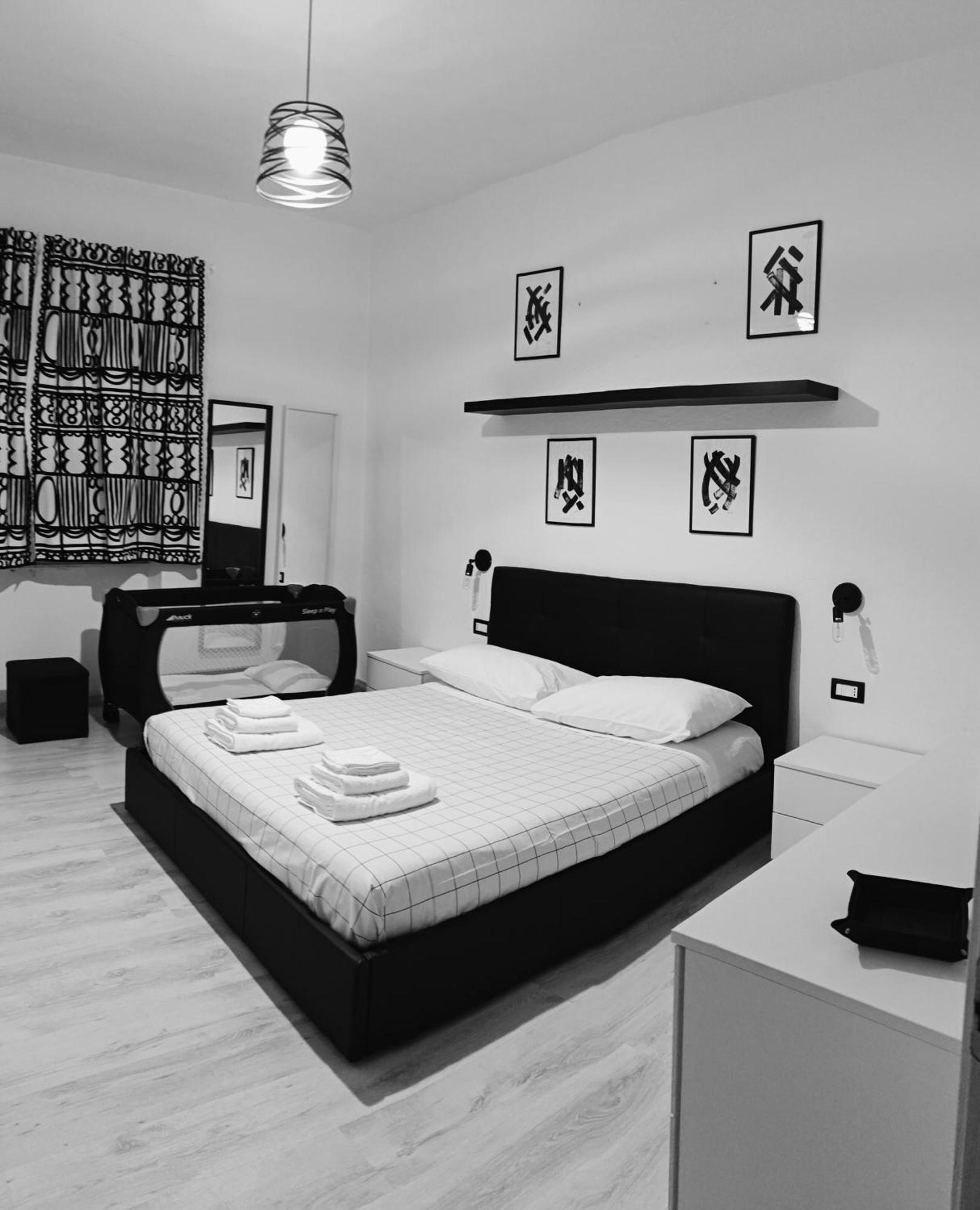 Black&White Guest House Iglesias Exteriér fotografie