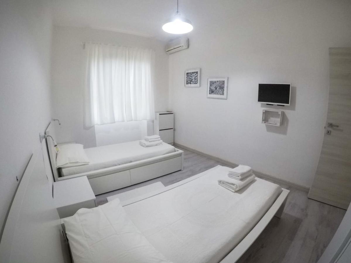 Black&White Guest House Iglesias Exteriér fotografie